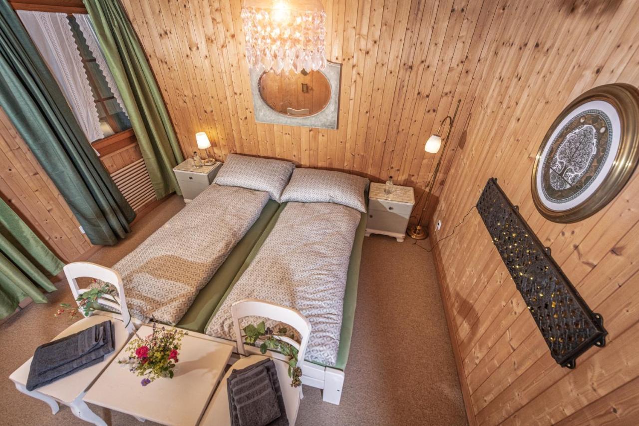 Bnb Deheimelig Huttwil 外观 照片