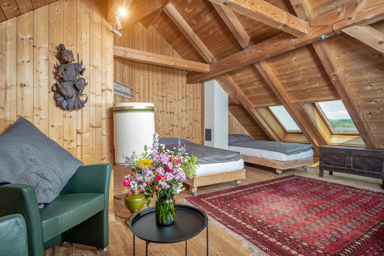 Bnb Deheimelig Huttwil 外观 照片